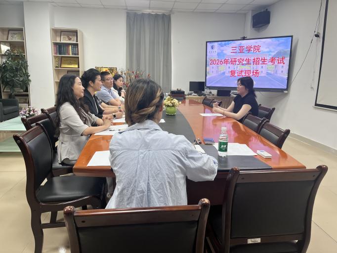 引导他们有序进入校园